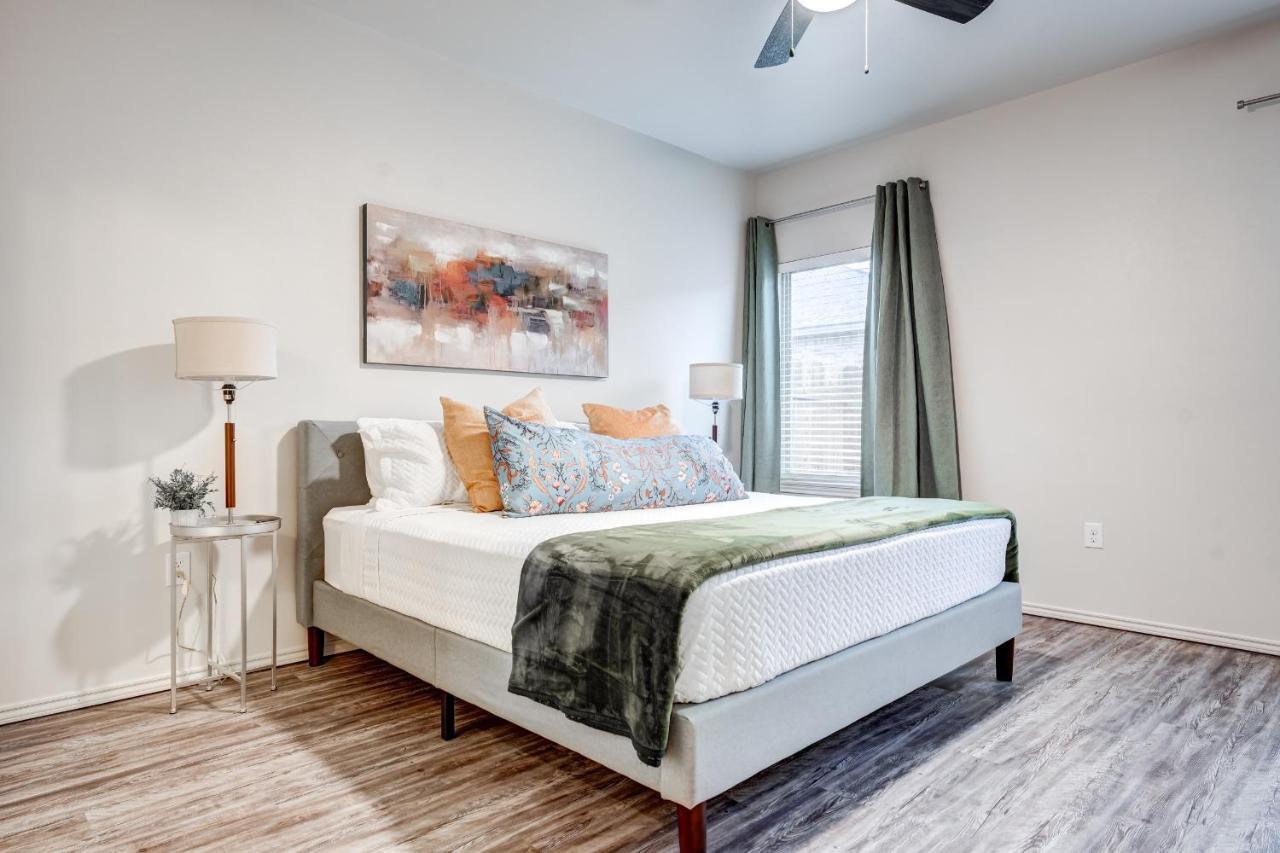 Luxury Lubbock Home Retreat Near Texas Tech מראה חיצוני תמונה