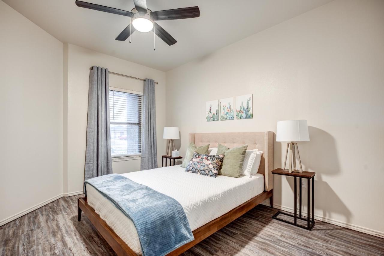 Luxury Lubbock Home Retreat Near Texas Tech מראה חיצוני תמונה