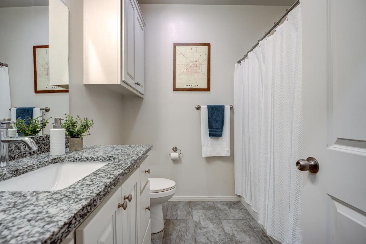 Luxury Lubbock Home Retreat Near Texas Tech מראה חיצוני תמונה