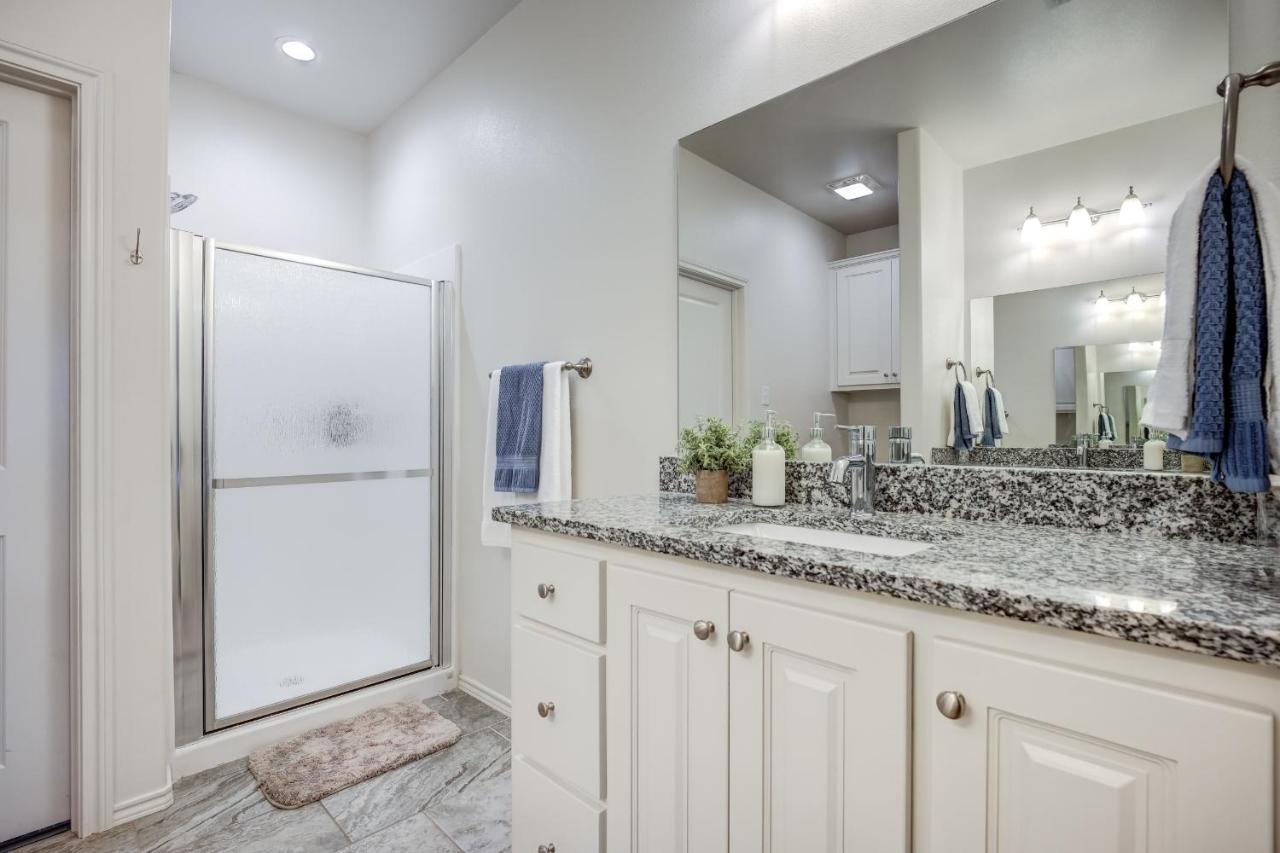 Luxury Lubbock Home Retreat Near Texas Tech מראה חיצוני תמונה